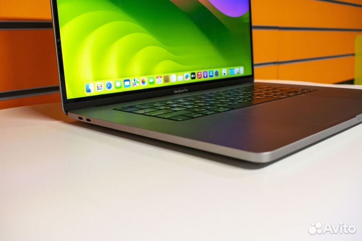 MacBook Pro 16 A2141 (2019) 16gb/512 гб Core i7