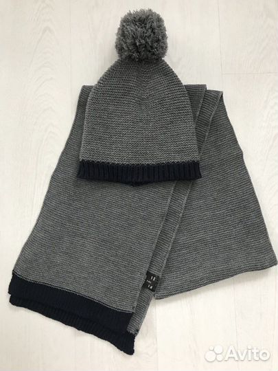 Женская шапка и шарф