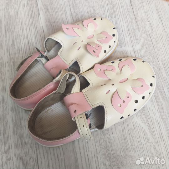 Босоножки для девочки