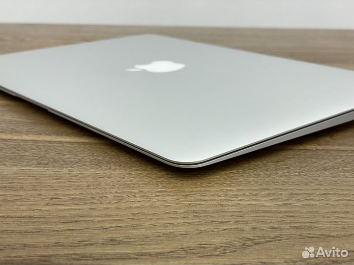 Macbook Air i5/8/256gb 2017 Silver (бу)