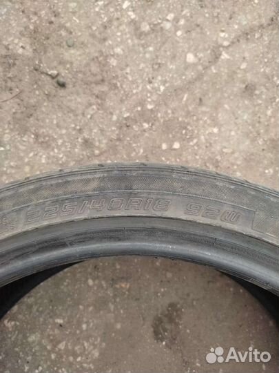Dunlop Veuro VE303 225/40 R18