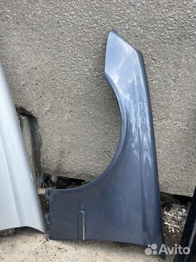 Крыло для Мерседес Е211