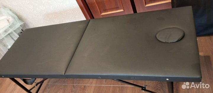 Массажная кушетка