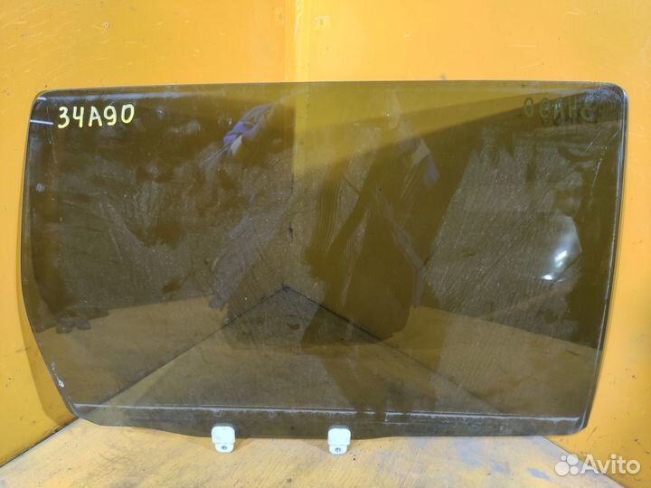 Стекло заднее правое для Mitsubishi Outlander XL