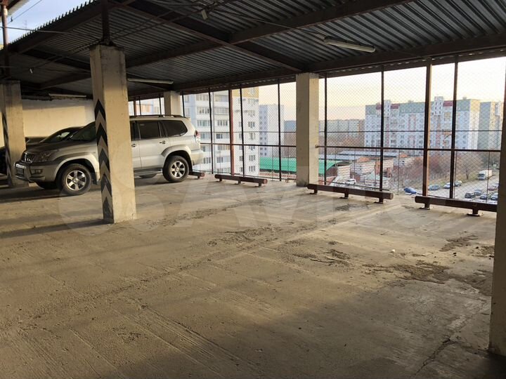 Машиноместо, 20 м²