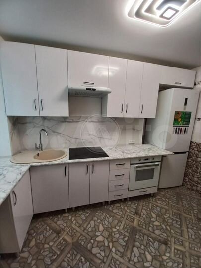 2-к. квартира, 43,9 м², 1/9 эт.