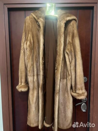 Шуба норковая с капюшоном