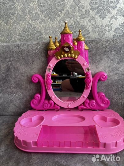 Игрушечное зеркало