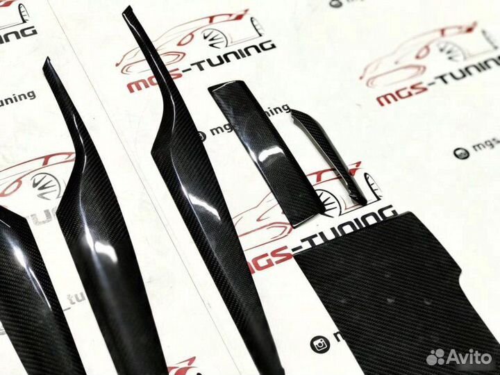 Комплект карбоновых элементов в салон BMW 5 G30