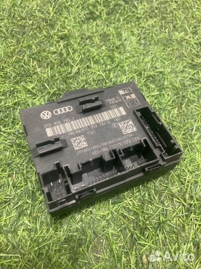 Блок управления двери передний правый Audi A5 8T