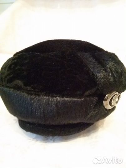 Берёт женский