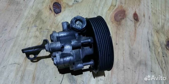 Насос гидроусилителя Porsche Cayenne 2008 M48.01