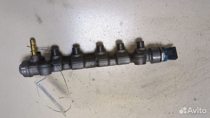 Рампа топливная Opel Movano, 2007