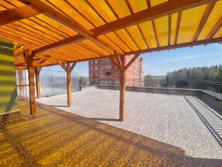 2-к. квартира, 66 м², 4/10 эт.