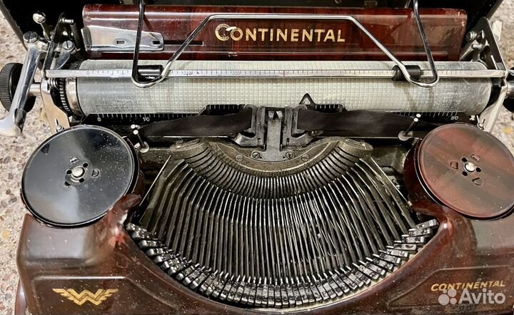 Портативная пишущая машинка Continental