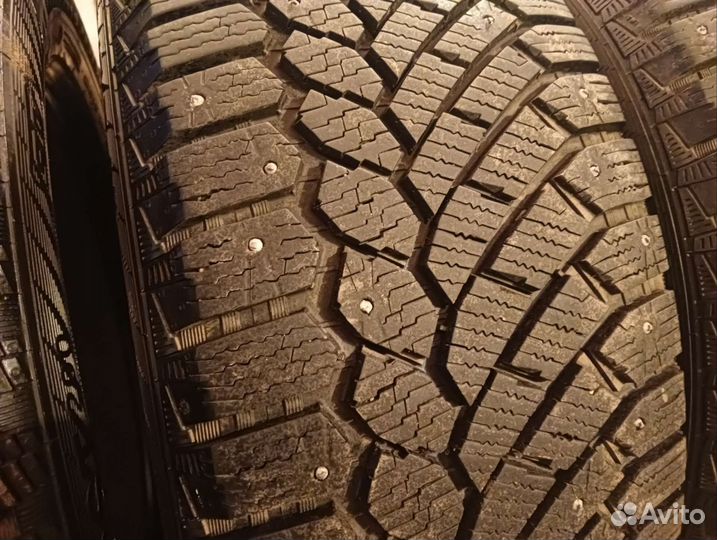 Gislaved Nord Frost 200 SUV 235/55 R17 103T