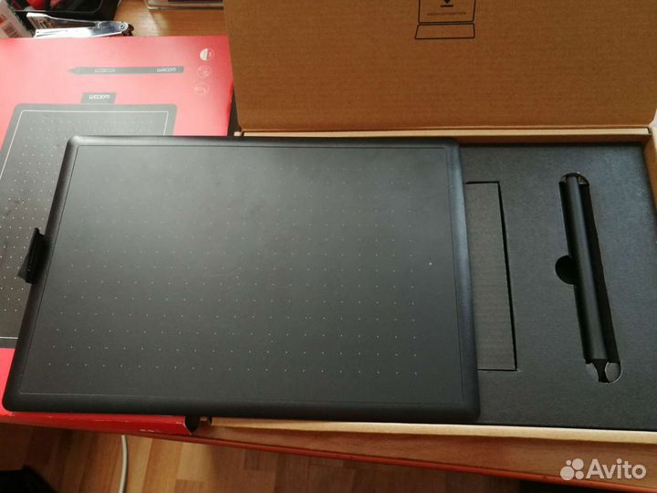 Графический планшет wacom one by medium