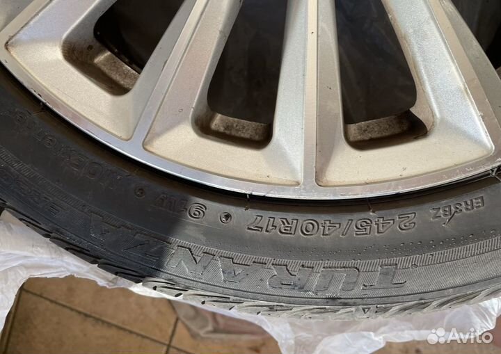 Колеса в сборе R17 летние Bridgestone Turanza