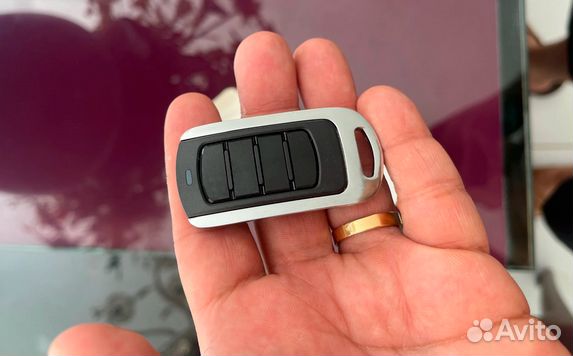 Универсальный пульт для ворот Scimagic 280-868 Mhz