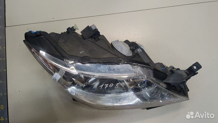 Фара (передняя) Lexus LS460, 2010