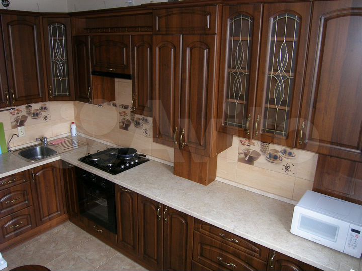 2-к. квартира, 60 м², 1/6 эт.
