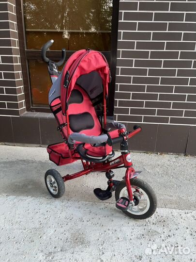 Велосипед детский трехколесный с ручкой