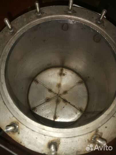 Автоклав для домашнего приготовления консервов