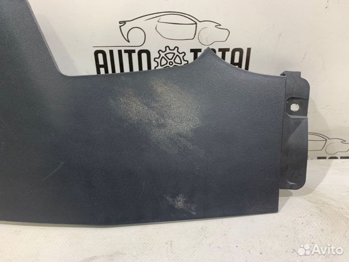 Накладка центральной консоли левая Mitsubishi