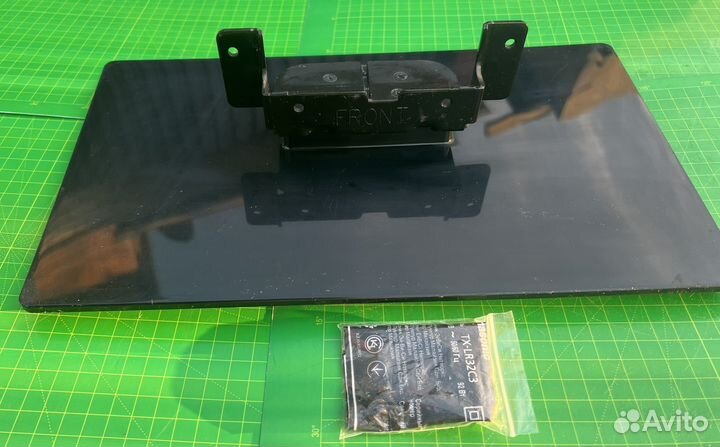 Подставка panasonic TX-LR32C3