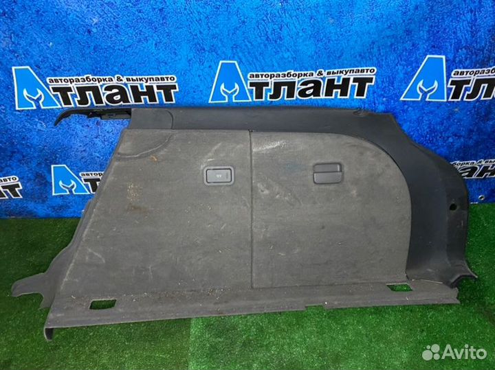 Обшивка багажника правая Audi A4 B6 AKE 2002