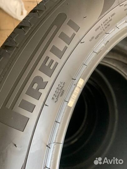 Pirelli Scorpion Winter 325/40 R22 и 285/40 R22 114V