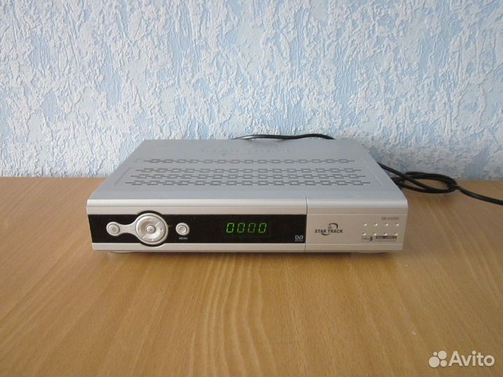 Спутниковый тюнер Startrack SR-X1050