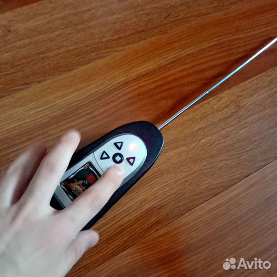 Игрушечный поезд