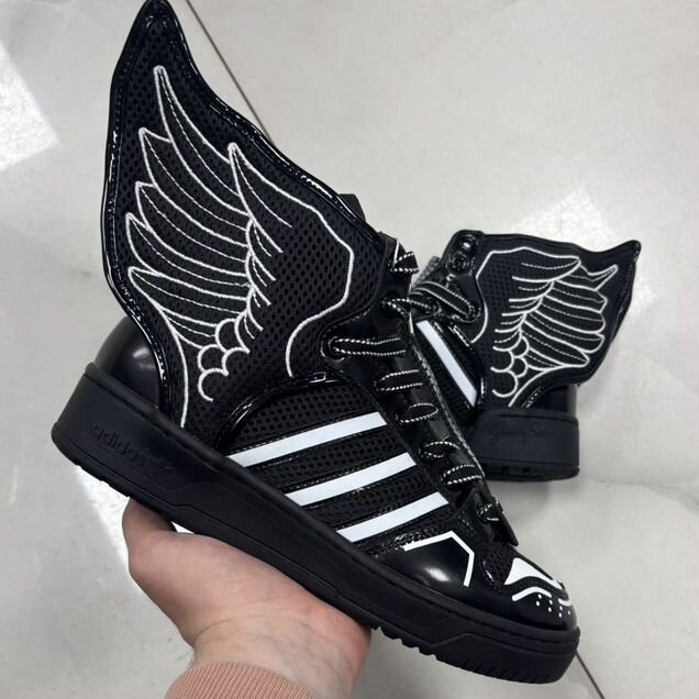 Adidas jeremy scott black white