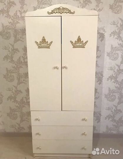 Шкаф детский двухсекционный