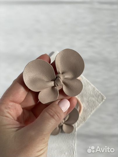 Бабочка из натуральной кожи