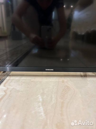 Телевизор Samsung BE32R