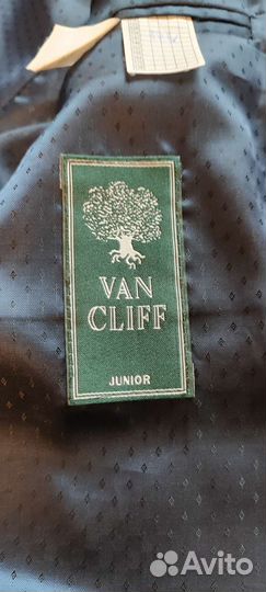 Костюм парадный