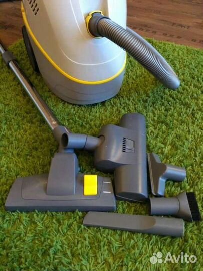 Пылесос Karcher DS 5500 с аквафильтром
