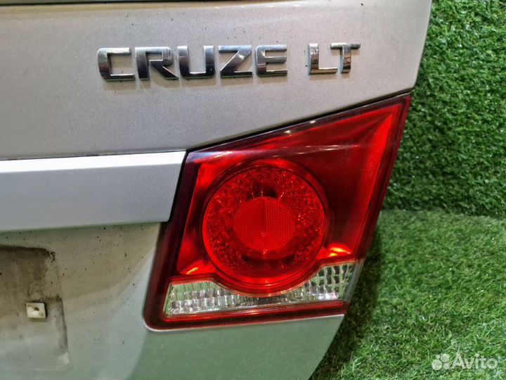 Крышка багажника Chevrolet Cruze J300 F18D4 2012