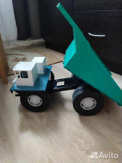 Игрушки СССР машинки