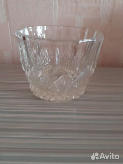 Хрустальная ваза