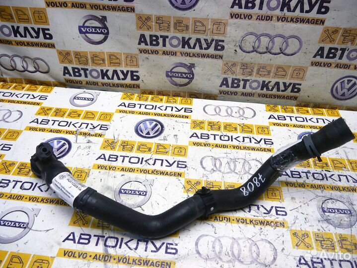 Патрубок радиатора нижний Фольксваген Поло 4