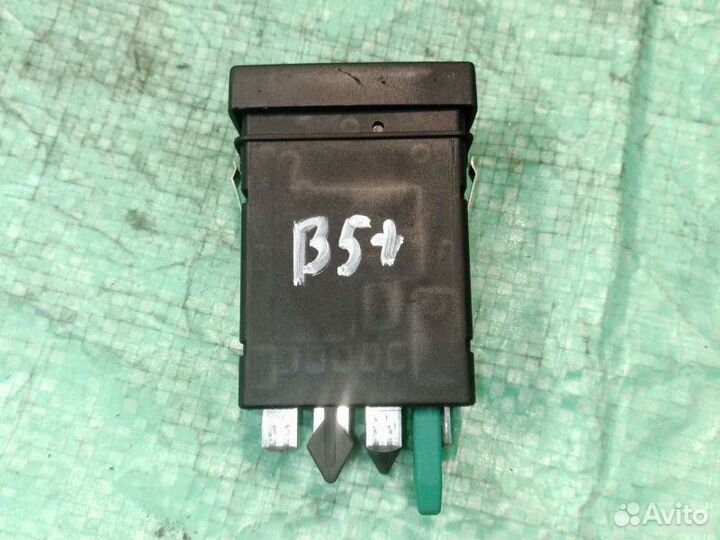 Кнопка подогрева сидений Volkswagen Passat B5+