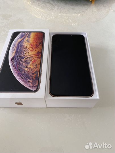 iPhone xs max 64 gb