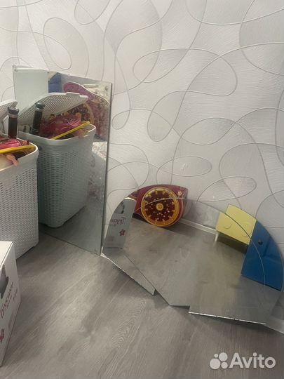 Зеркало фигурное