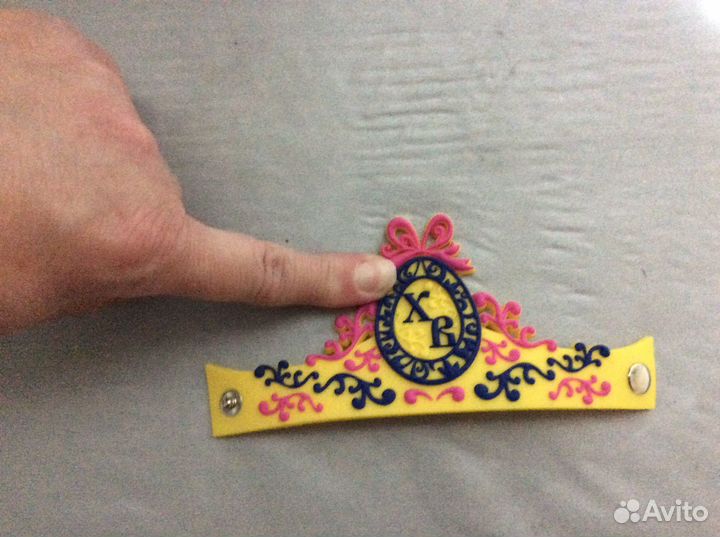 Пасхально яйцо из бисера и подставка под него