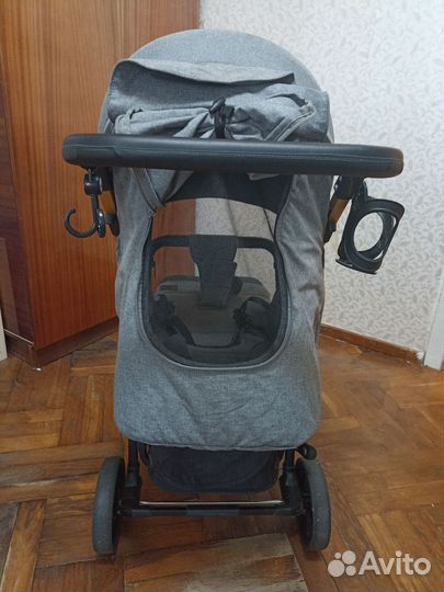 Коляска прогулочная