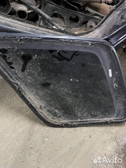 Форточка задняя правая ford maverick