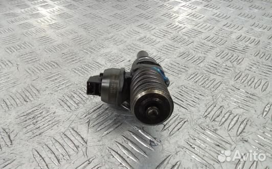 Форсунка дизельная volkswagen passat B6 (JDN29AL01